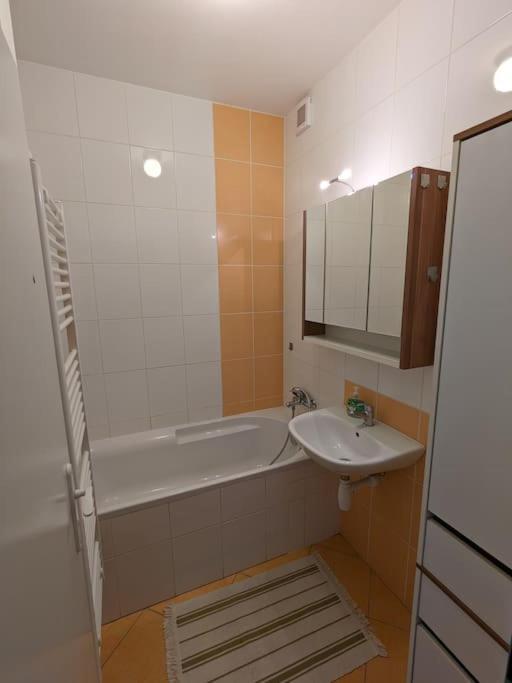 Apartman Pod Valdickou Branou Jicin Exterior photo